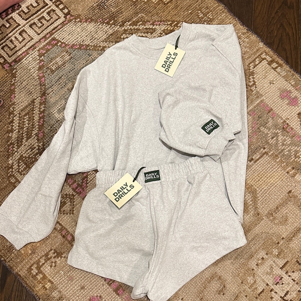 Daily Drills Light Gray Lounge Set